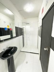 2 Suites Private Apartment At Poblado