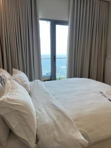 شقةباأطلالة بحرية برج الجوهره داماك Damac AlJawharah Tower