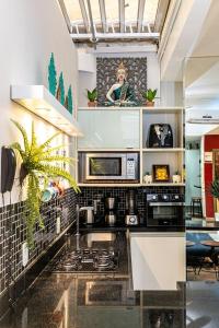 Apartamento a 250m da Praia de Ipanema |TXM 77102