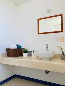 Large apartment with beach, pool and WiFi