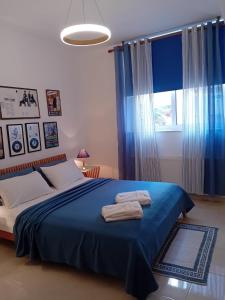 Beach Artemisia Malibu style town house sleep 6