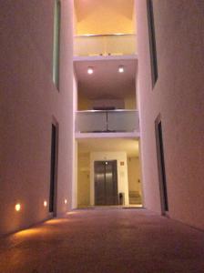 Oceanview Pool Near Av 5th Beach 6 Guest Fast WiFi