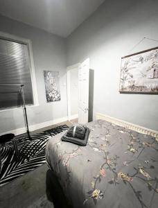 Cozy & Stylish 3-Bed house Parking & 3 Smart TVs