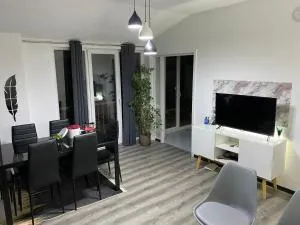 Luxe Home - Petrovec