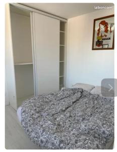 Beau studio lumineux