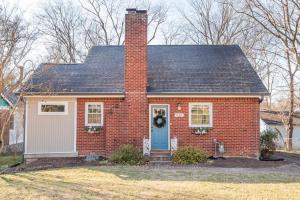 Cozy East Nash Home w Big Yard