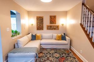 Cozy East Nash Home w Big Yard