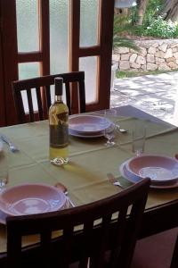 Apartments with parking space Makarska - 6768