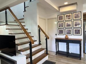 Cozy Home in Quiet Subdivision