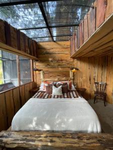 Poas Volcano Observatory Lodge & Glamping