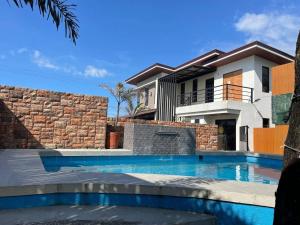 Elmarie Beach Resort