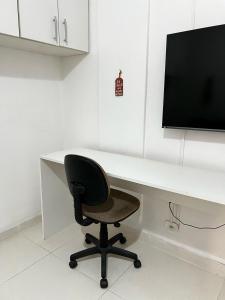 Confortavel apt 55 m, metro, vlt, consulado, aeroporto