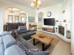 Villa in coastal town of Carvoeiro, Algarve