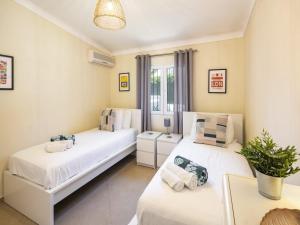 Villa in coastal town of Carvoeiro, Algarve