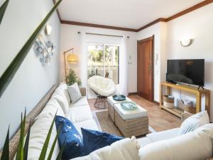 Charming apartment in Benagil with pool