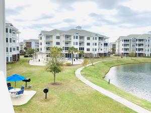 Calming & Relaxing condo in the center of MB