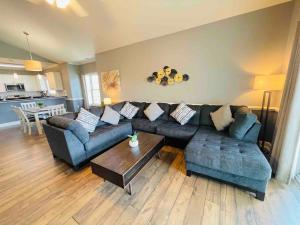 Spacious 3 bdrm condo at Magnolia Point MB