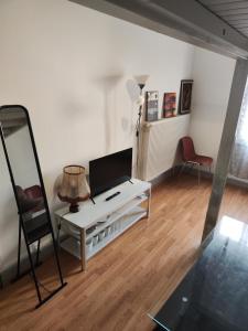 Spacieux studio meublé