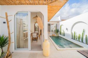NEW! Villa Apollo - 1BR Villa in Canggu - 4hvězdičkové hotely ve městě Kerobokan