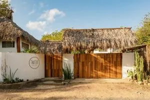 TwoTen° Surf Home - Salinas