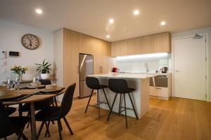 Urban Haven 2-Bed Retreat