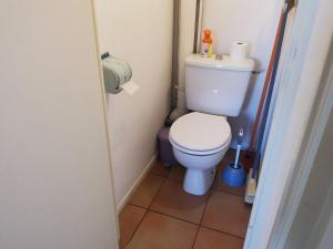 Appartements Derniere minute ! Pavillon T2 avec mezzanine, piscine et acces plage, La Tranche sur Mer - FR-1-357-60 : photos des chambres