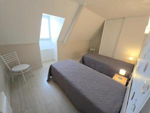 Maison mitoyenne 2 ch. proche Domme, Wifi, parking - FR-1-616-62