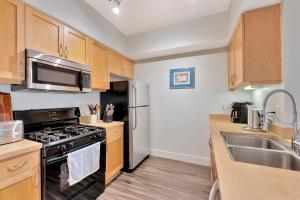 1 Best Location Cozy Apartment