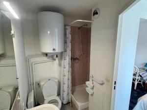 **Charmant T2 à 200m de la plage avec balcon et parking privé à Villers-sur-Mer** - FR-1-712-80
