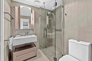 Queens Wharf - Luxe 1BR with Stunning Views & Pool