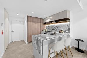 Queens Wharf - Luxe 1BR with Stunning Views & Pool