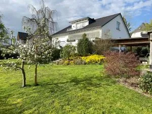 Ferienwohnungen Ruhrtalblick - 弗赖恩奥尔