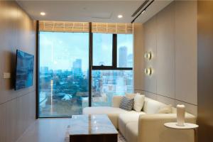 SAM TOWER Luxury Riverfront 2BRs Apartment