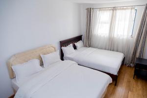 Furnished Royale Homes