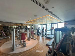 Manzil - Luxury 1BR Apartment in Paramount Top-Floor Retreat