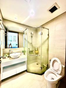 Walking Lake, Pool, Gym, Tennis & Volleyball Yard Delux Studio Apt