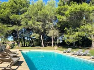 Villa La Source - Location à Aix en Provence - Pontes