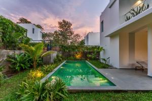 La Masseria, 3 BHK Premium villas with Private Pool close to Morjim Beach, Garden, Terrace, Security, Kitchen & Wifi in a Peaceful location