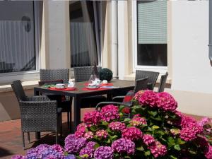 Luisa in der Villa Emilie