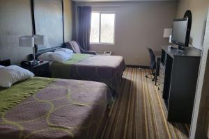 Queen Room with Two Queen Beds - Non-Smoking room in Super 8 by Wyndham Aurora/Naperville Area