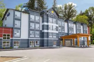 Microtel Inn & Suites by Wyndham Oyster Bay Ladysmith - 科威恰湾