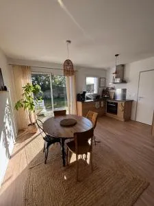 Entre Terre et Mer - Parking - Jardin - 沙朗