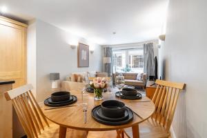 Bridgeview Retreat, 2Bed 2Bridge
