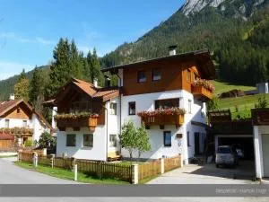 Apartment at the Achensee with terrace - Leiten