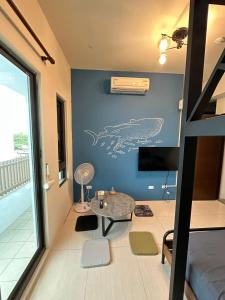 Phòng Hạng Tiết kiệm Cho 4 Người (Economy Quadruple Room)
