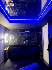 Romantique room,balnéo,mirroir,parking