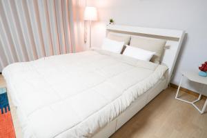 stayok Okpo, center of Geoje