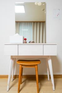 stayok Okpo, center of Geoje