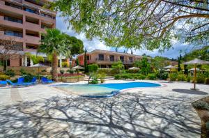 Aphrodite Gardens Modern Villas by VICHY Holidays