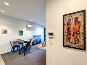 Cozy 1BR Apartment with Smart TV